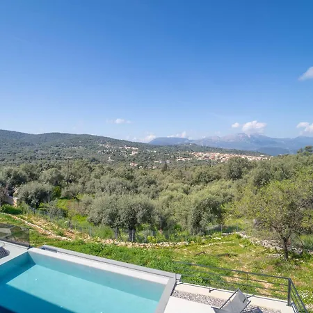 Nefeli Villa *