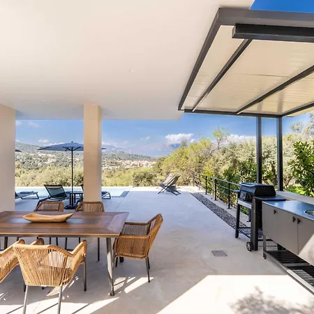 Nefeli * Spartokhórion